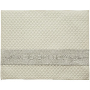 כיסוי חלה מהודר דמוי עור לבן עם הבלטות 42x52 ס"מ